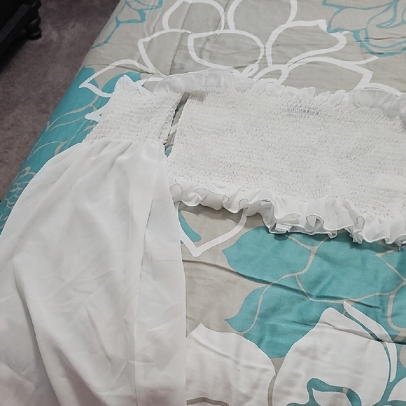 White Off-Shoulder Ruffle Top - Picture 6 of 7